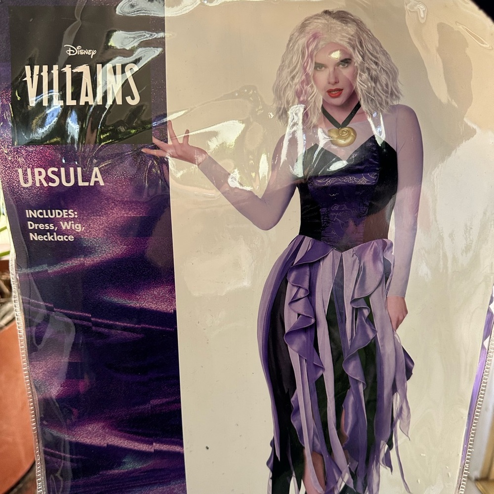 Ursula costume